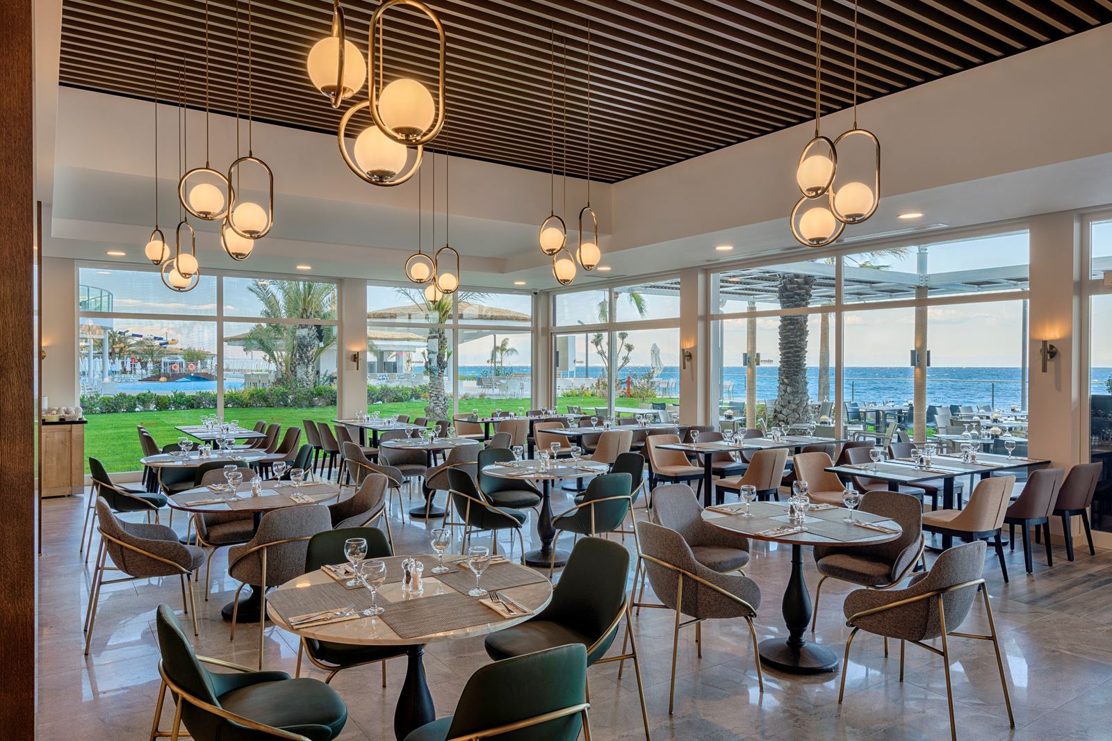 Corendon Playa Kemer - Otel Görünümü 1